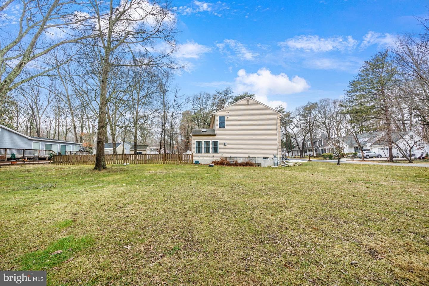 415 Metropolitan Boulevard photo 50