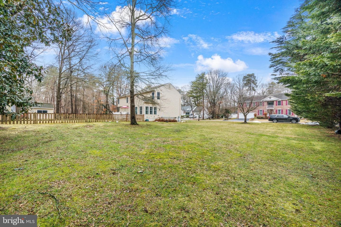415 Metropolitan Boulevard photo 51