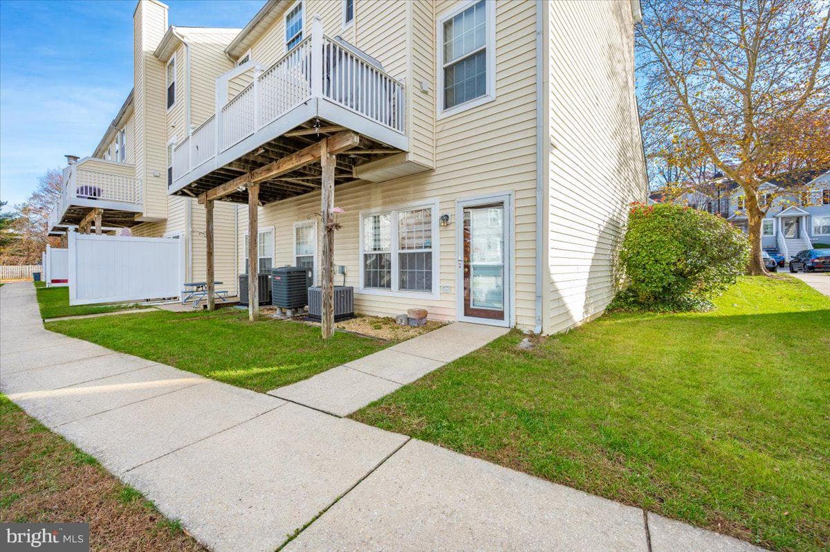 1683 Fallowfield Court photo 27