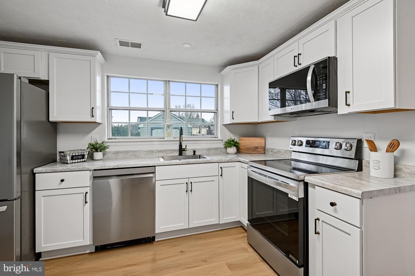 2518 Maytime Drive photo 16