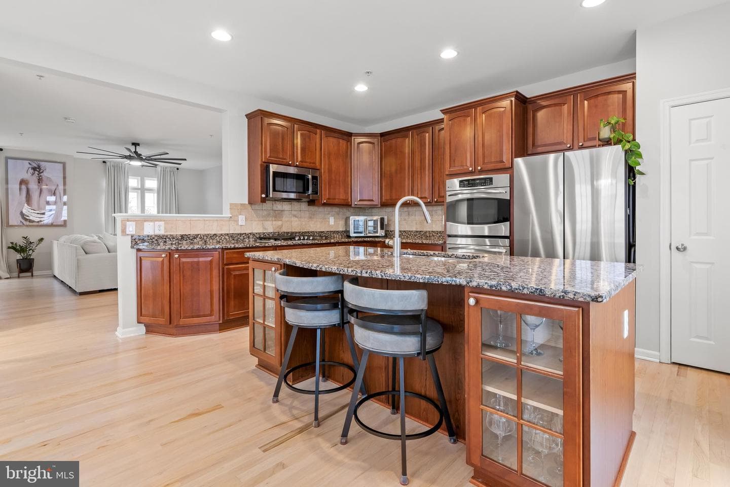 1750 Theale Way photo 10