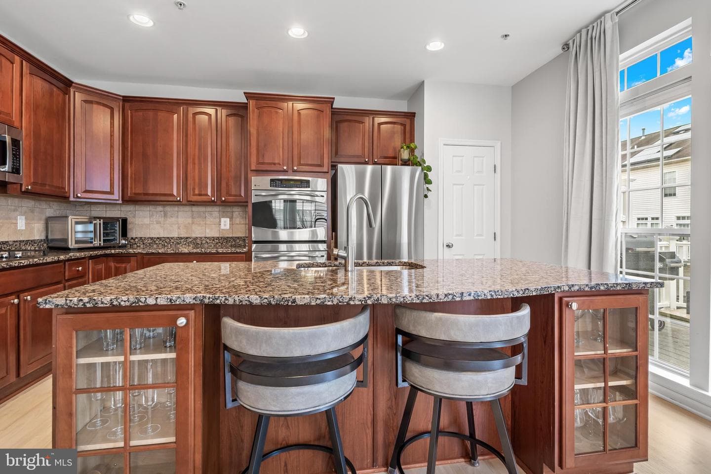 1750 Theale Way photo 17