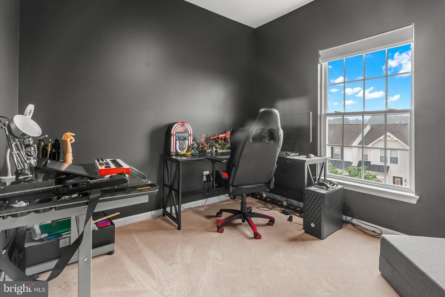 1750 Theale Way photo 38