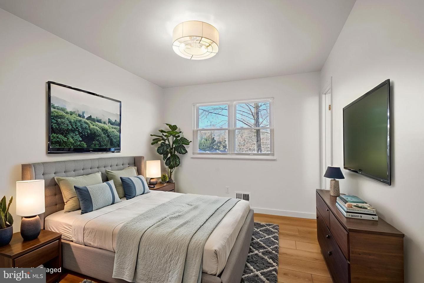 1420 Gilbert Road photo 10