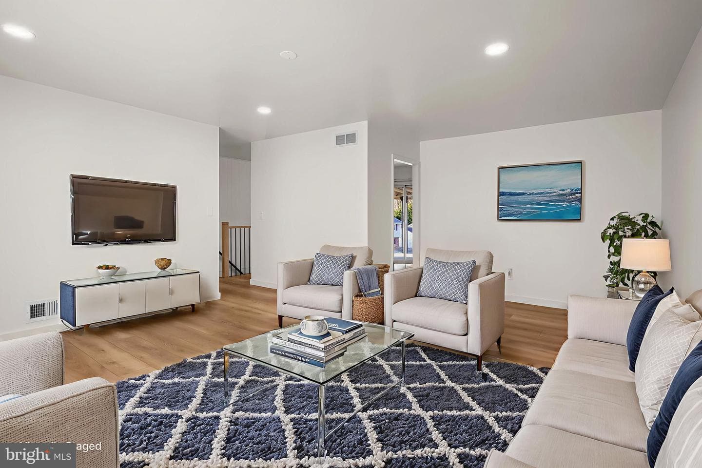 1420 Gilbert Road photo 8