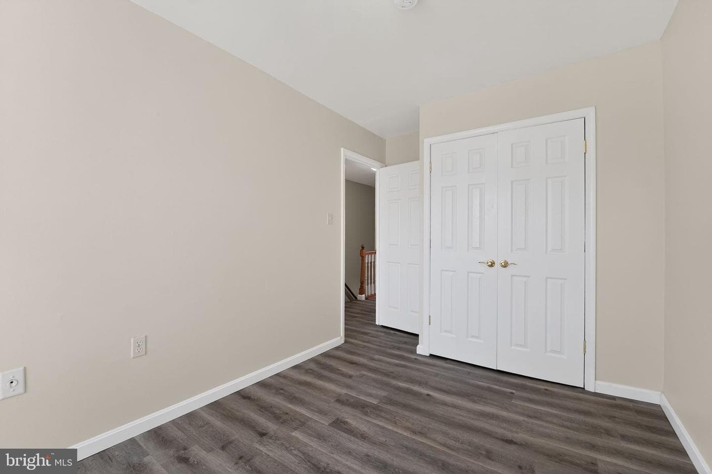 8215 Tomlinson Court photo 14