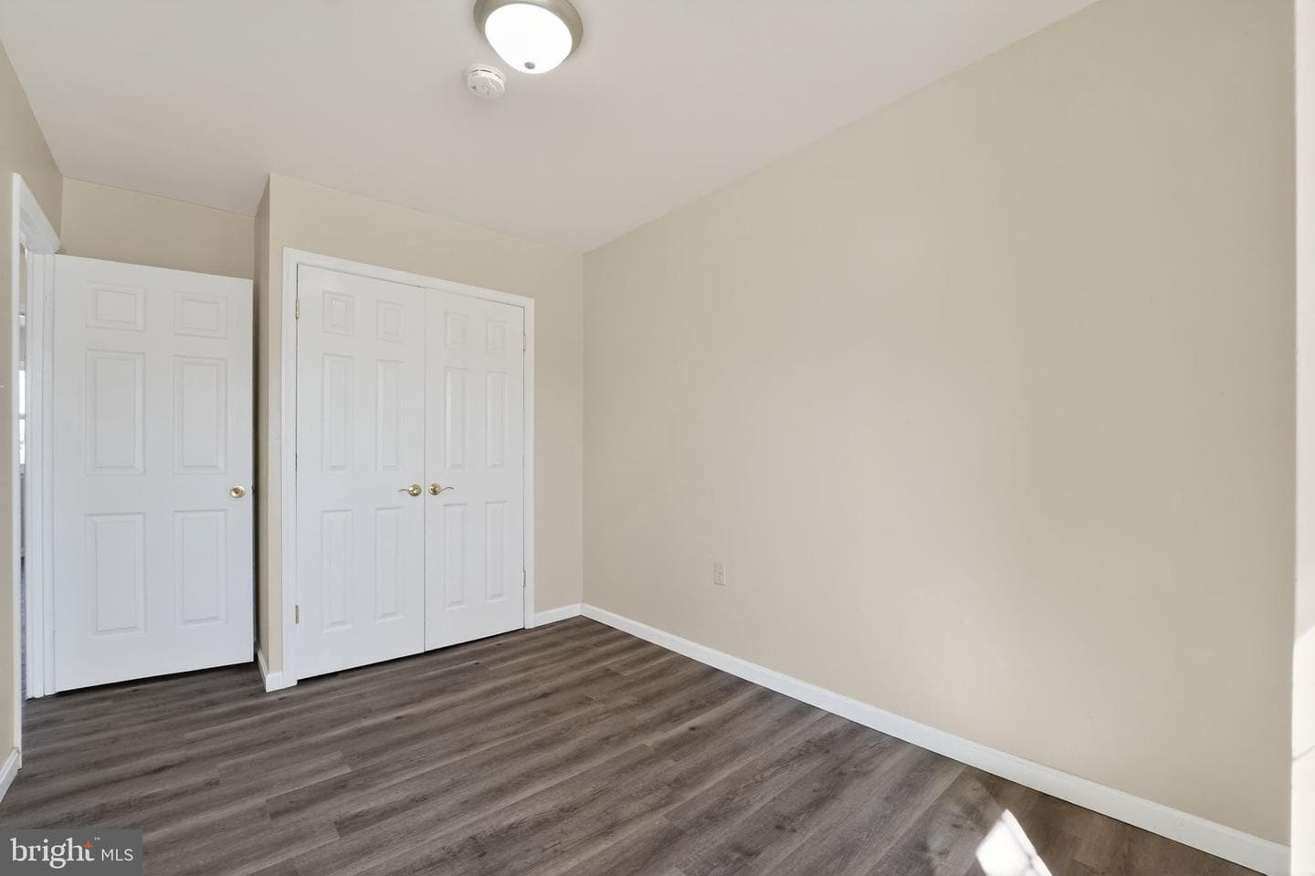 8215 Tomlinson Court photo 16