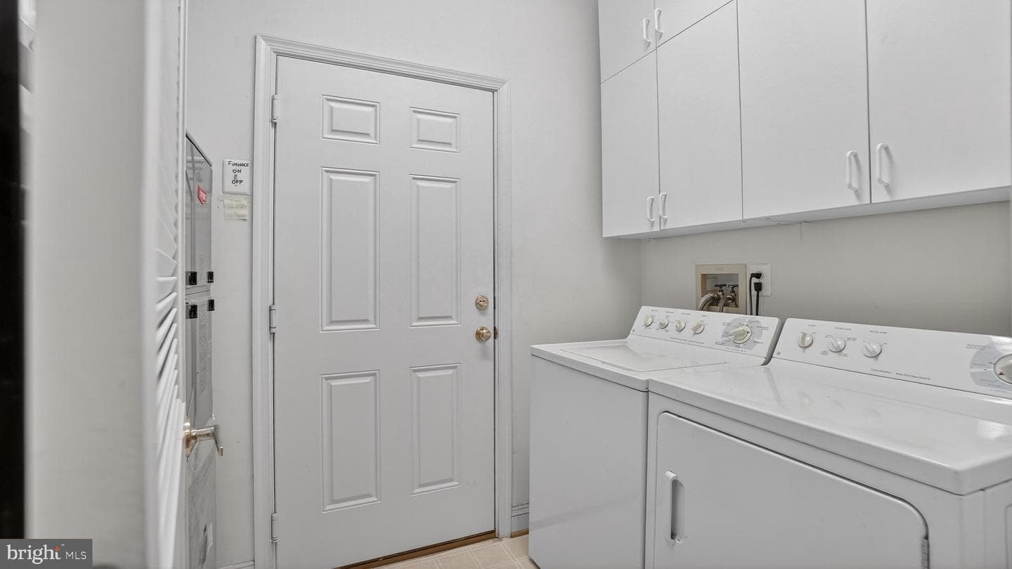 926 Perry Landing Court photo 17