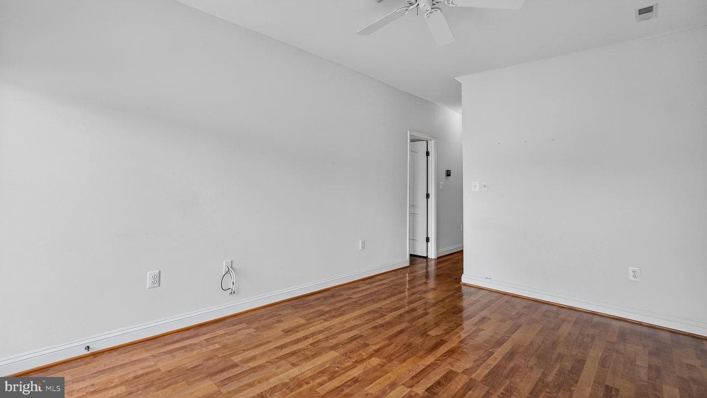 926 Perry Landing Court photo 25