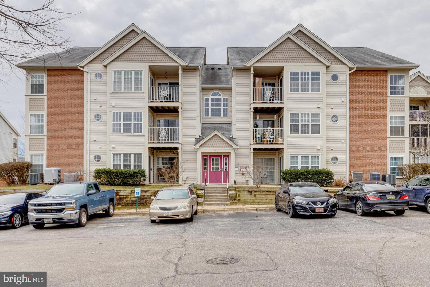 306 Blue Water Court #301
