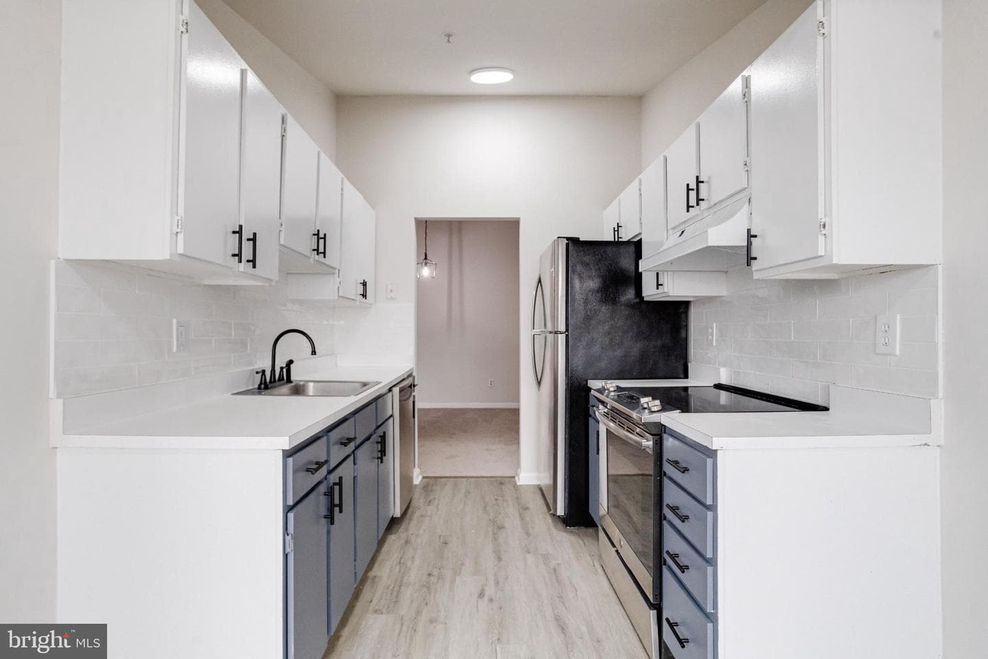 306 Blue Water Court #301 photo 16