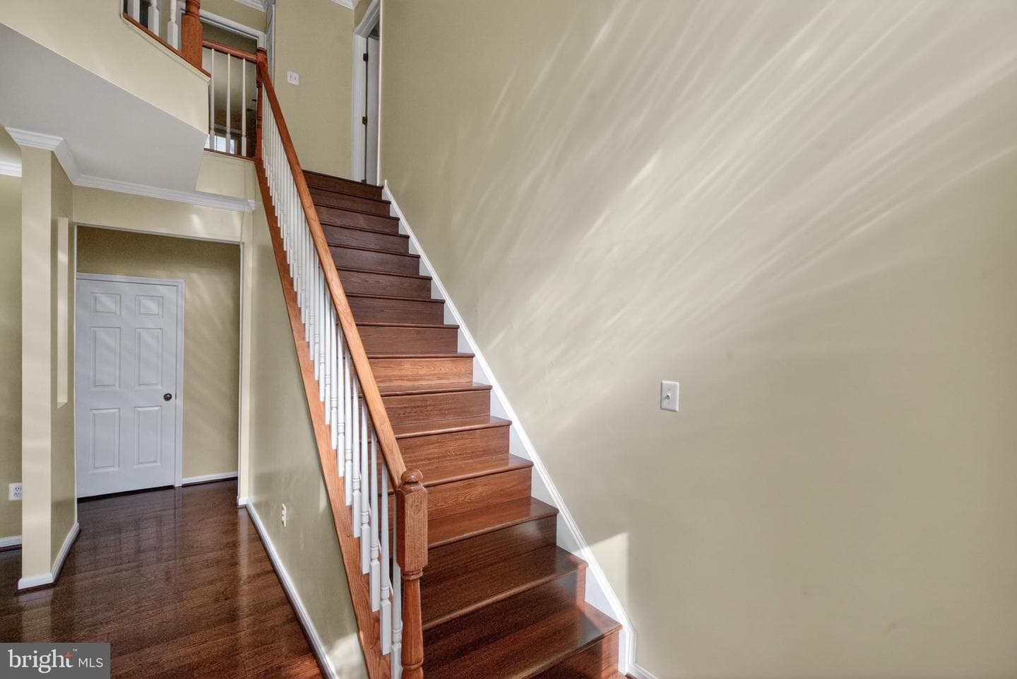 3032 Shoreline Boulevard photo 3