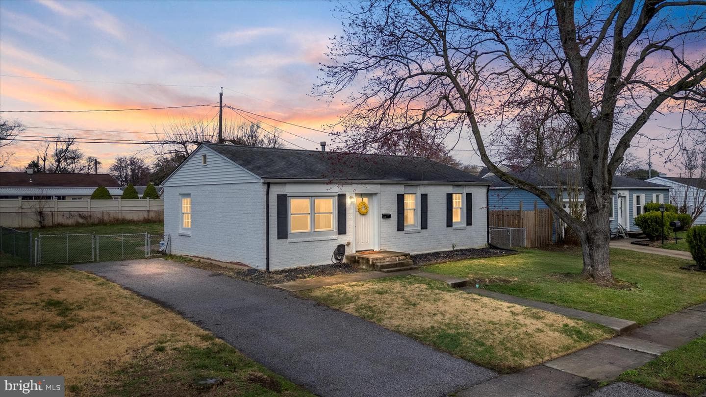 1322 Meadowvale Road photo 2