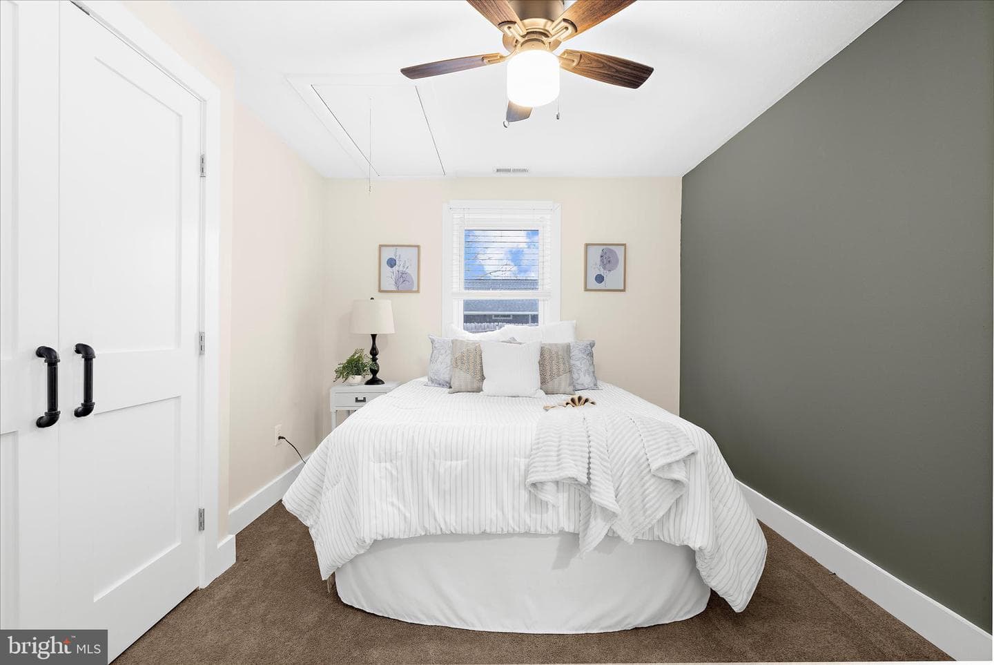 762 208th Street photo 22