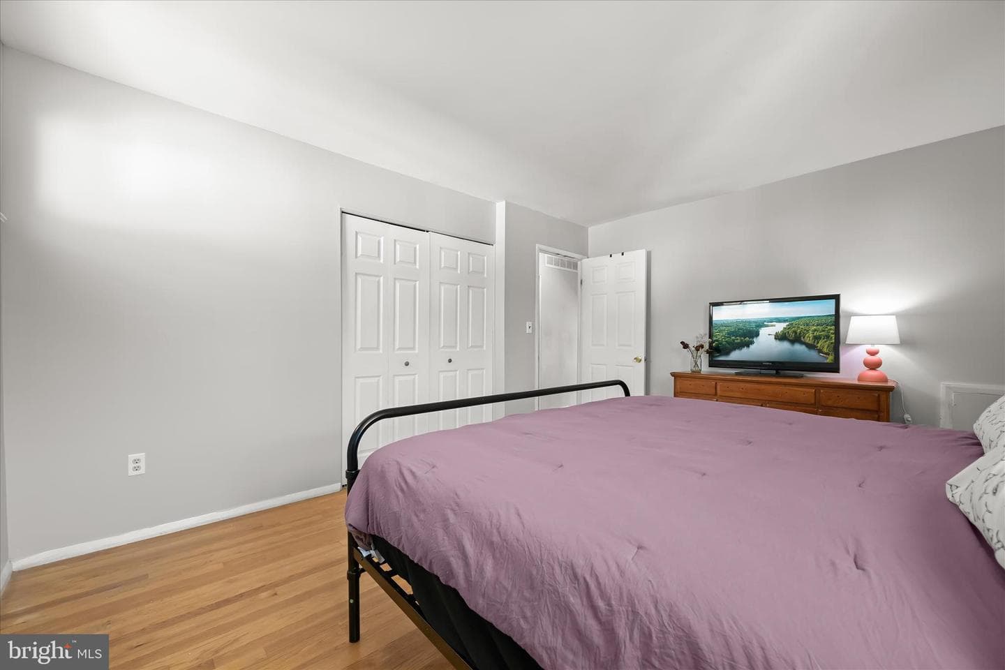 7980 Phirne Road E photo 11