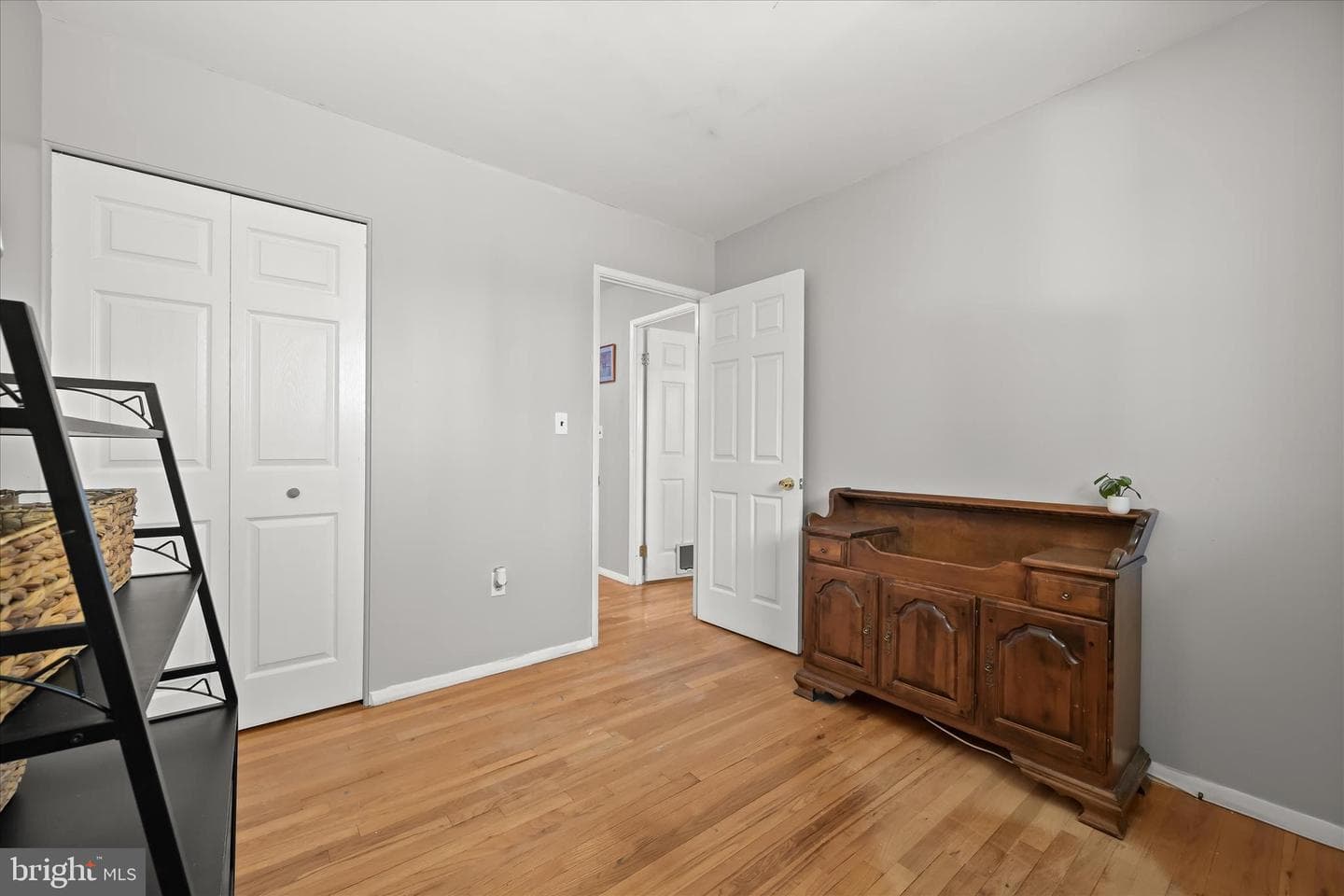 7980 Phirne Road E photo 15