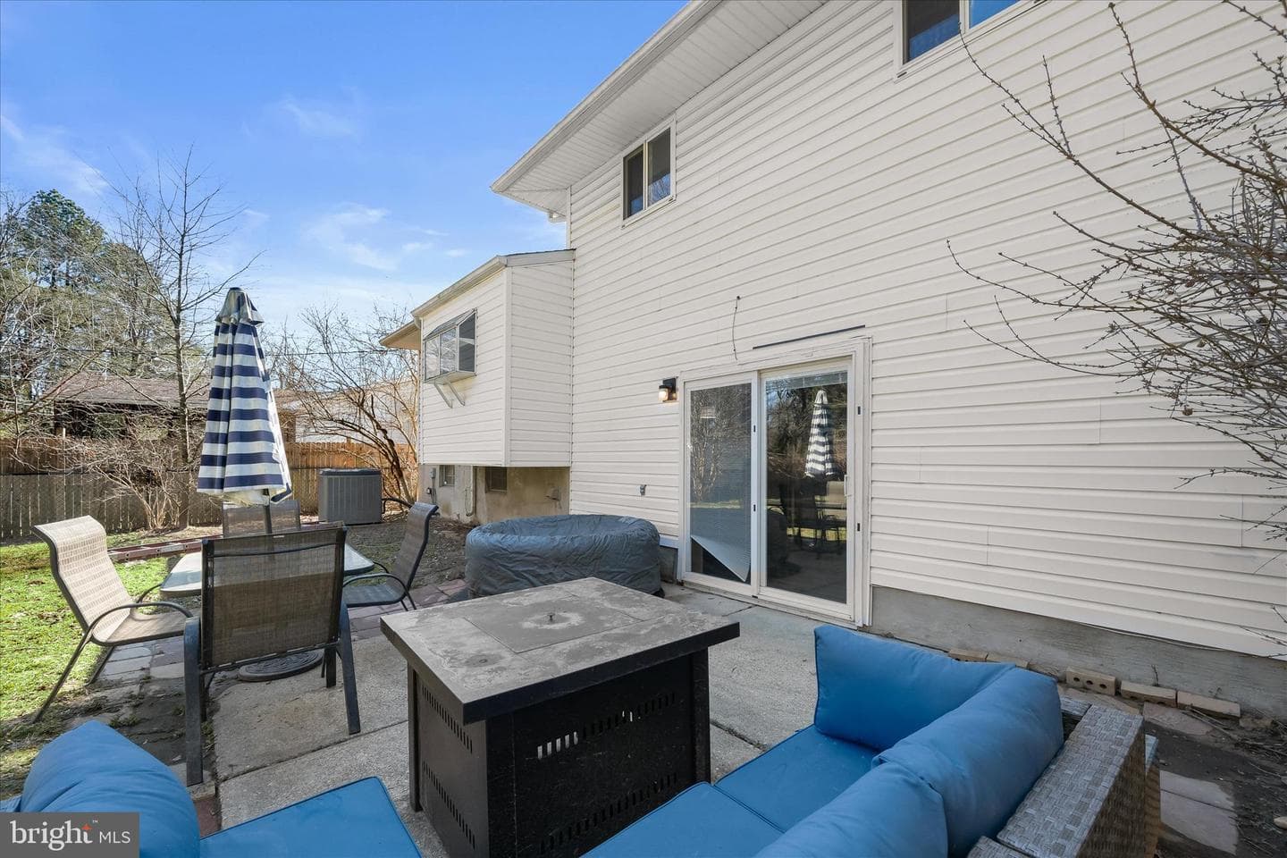 7980 Phirne Road E photo 27