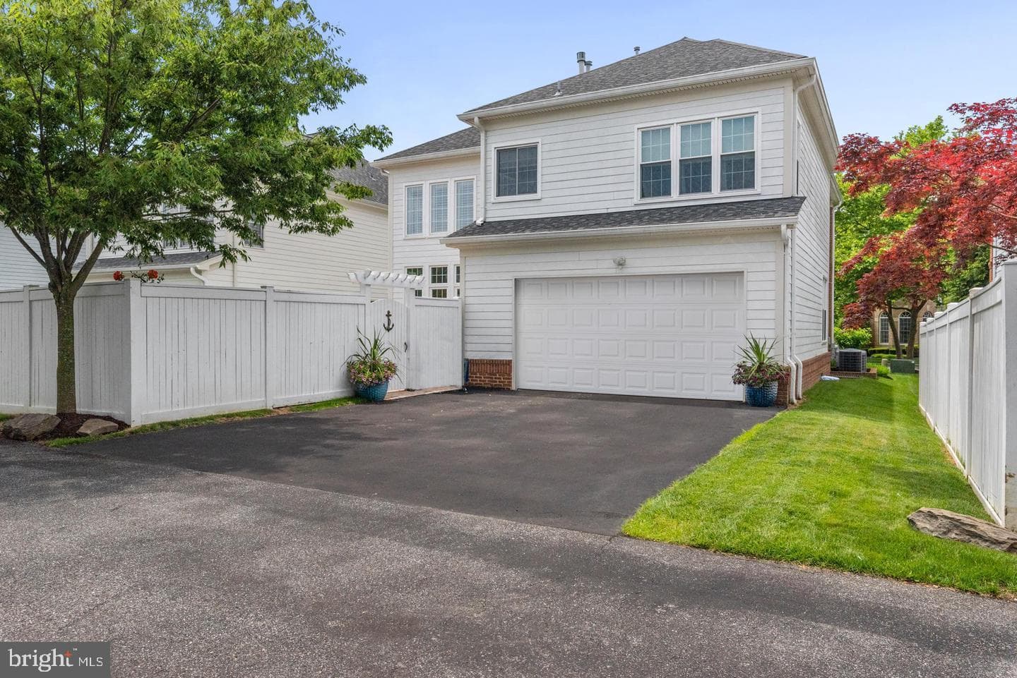 706 Pilot House Drive photo 2