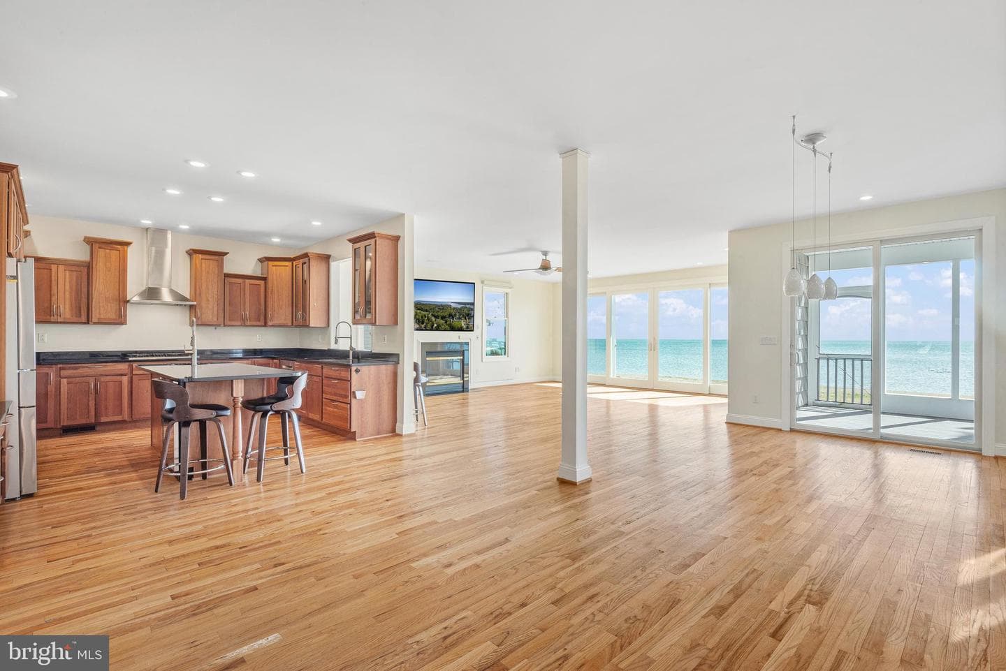 6065 Melbourne Avenue photo 7