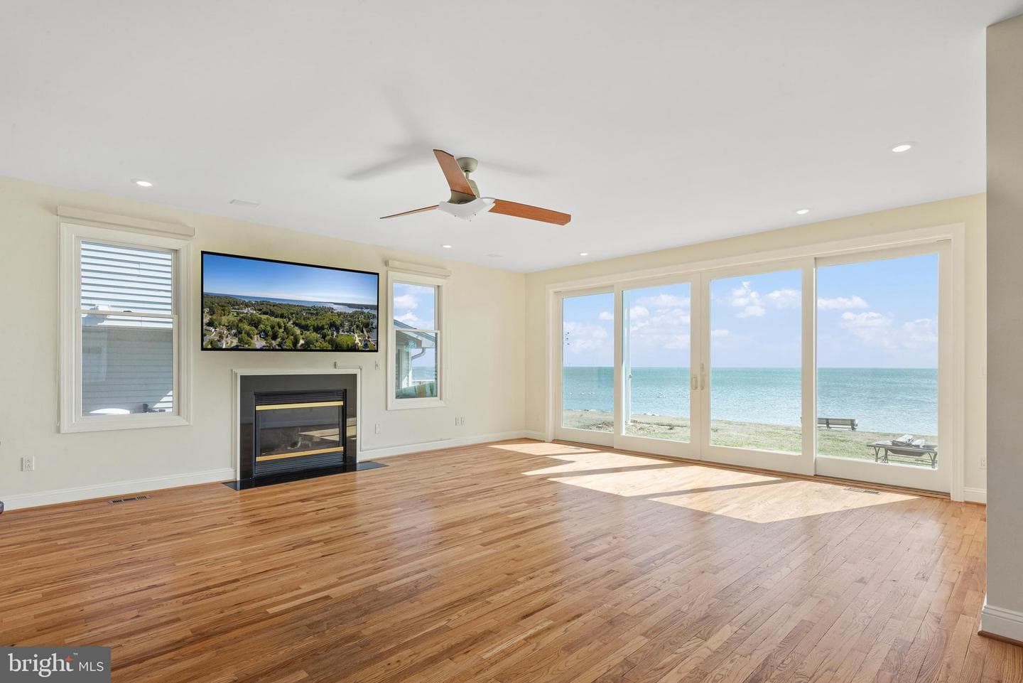 6065 Melbourne Avenue photo 8