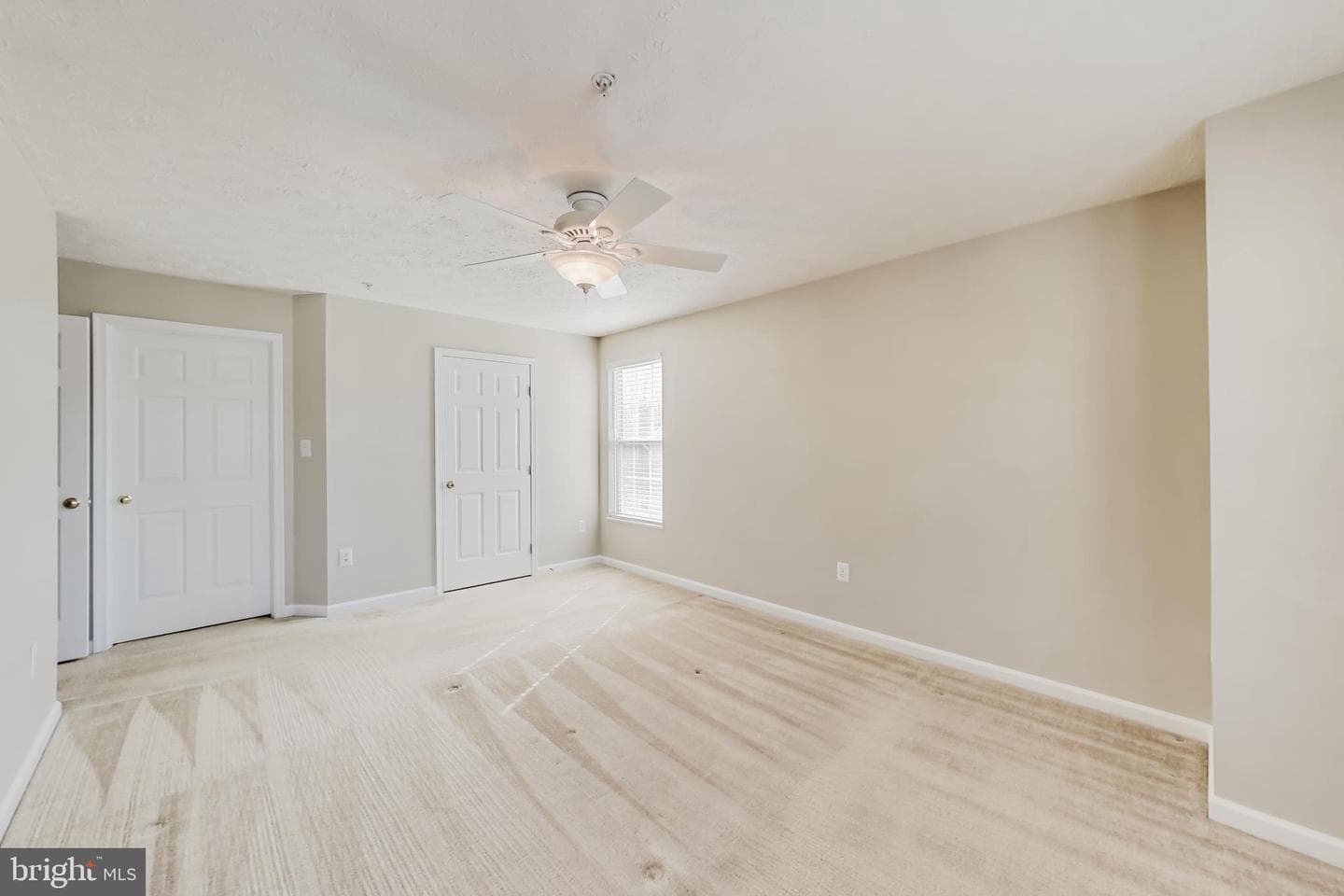 687 Winding Stream Way #304 photo 12