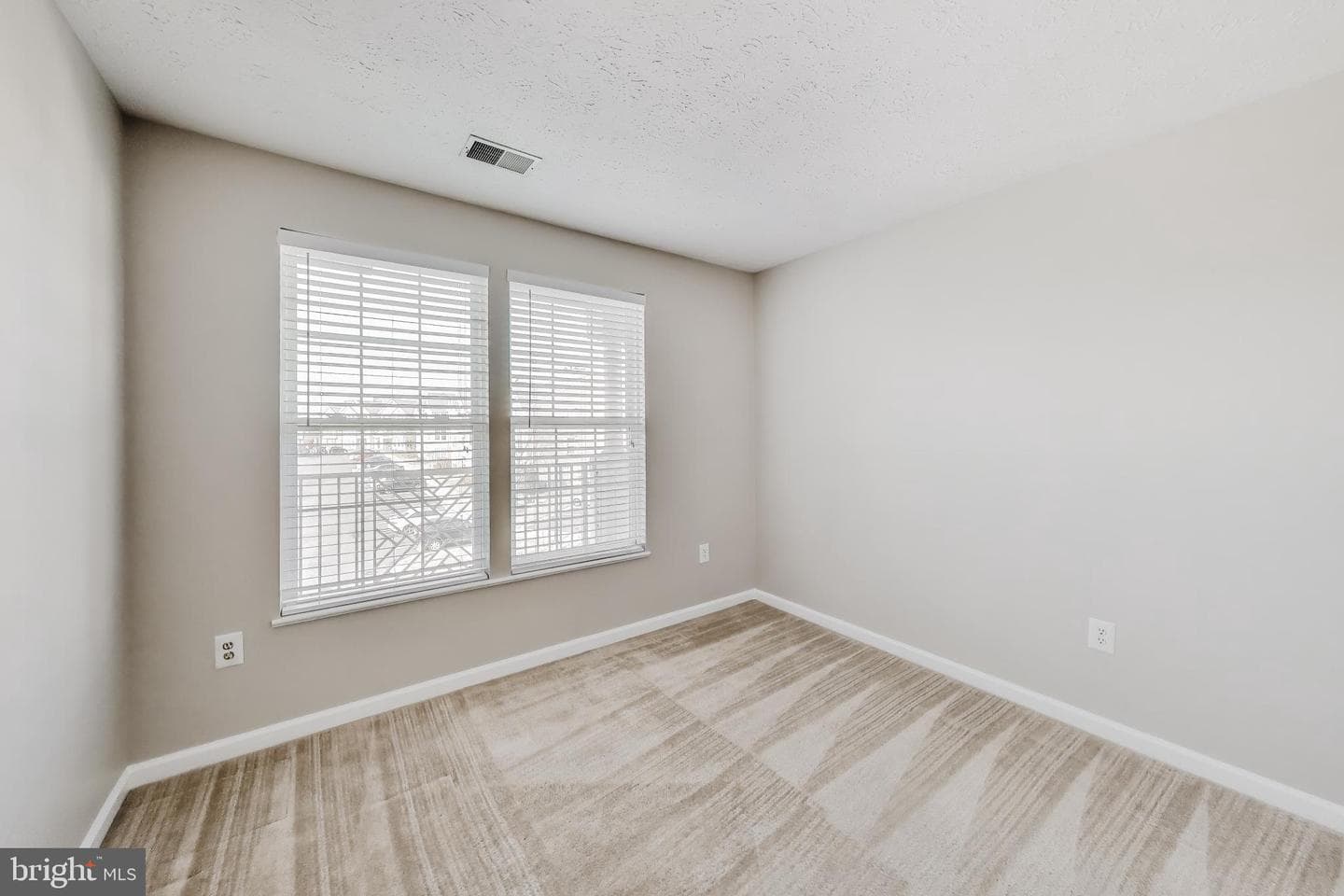 687 Winding Stream Way #304 photo 15