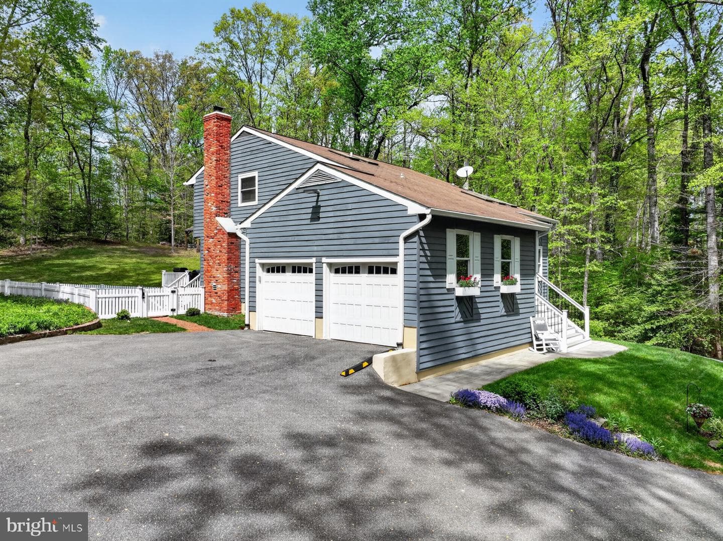 2908 Johnson Drive photo 4