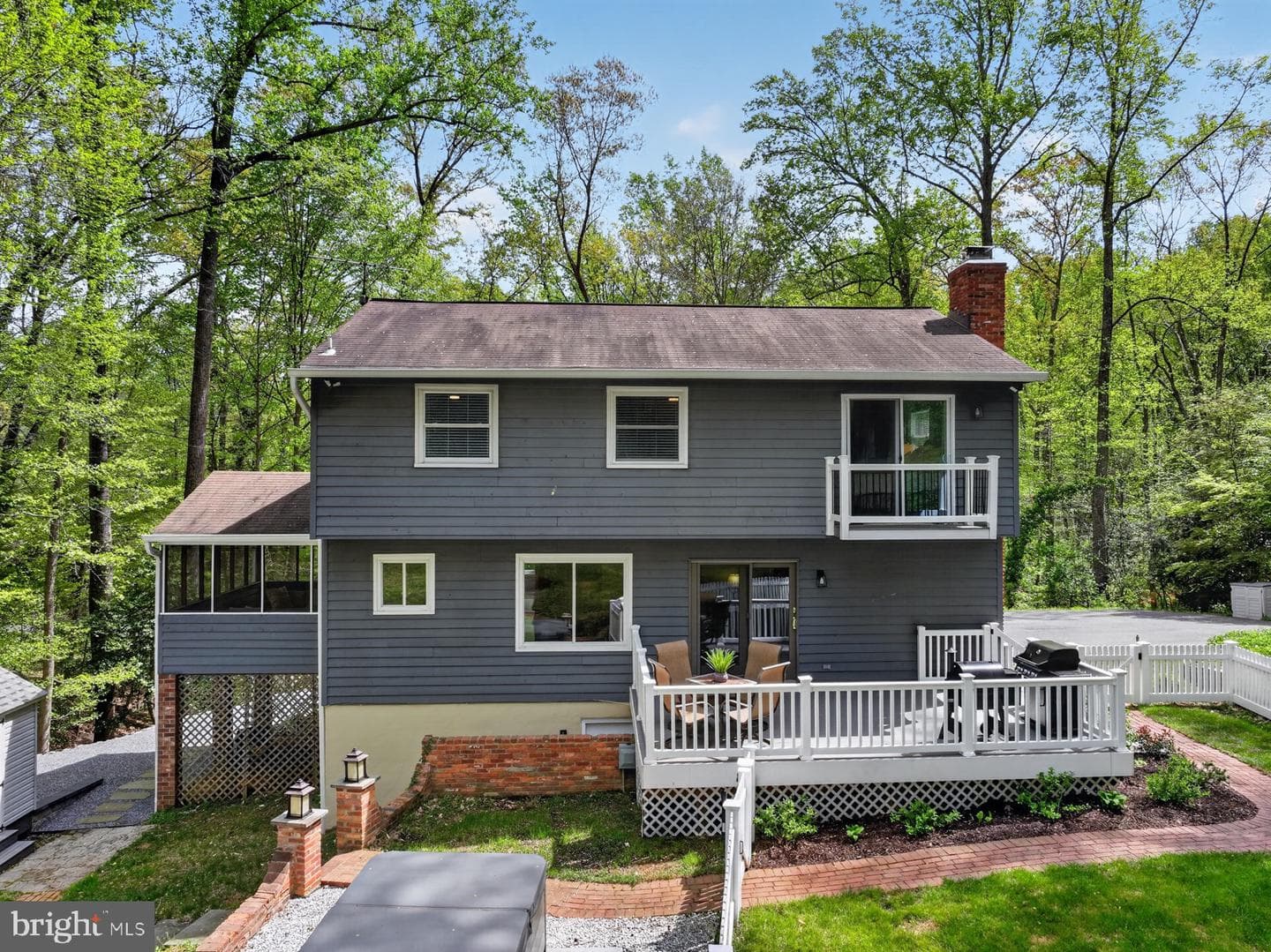 2908 Johnson Drive photo 5