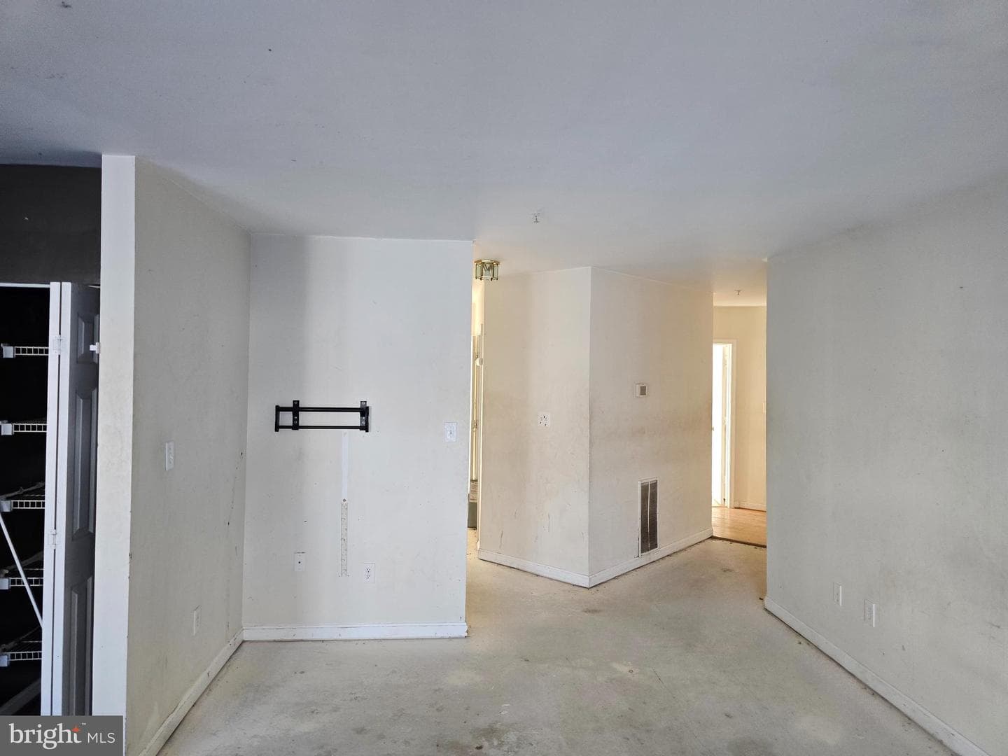 302 Gatehouse Lane #302c photo 9