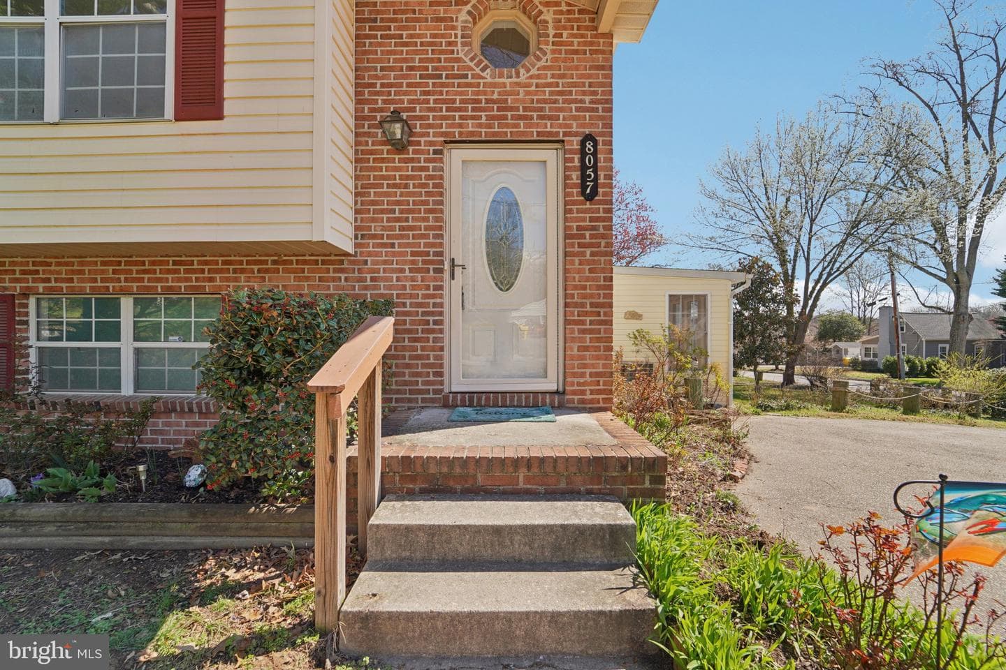 8057 Maywood Avenue photo 31