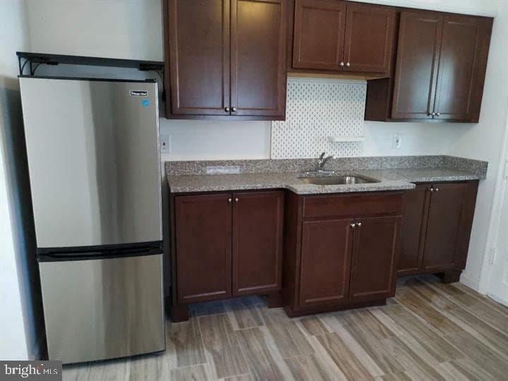 104 Lincoln Avenue photo 17