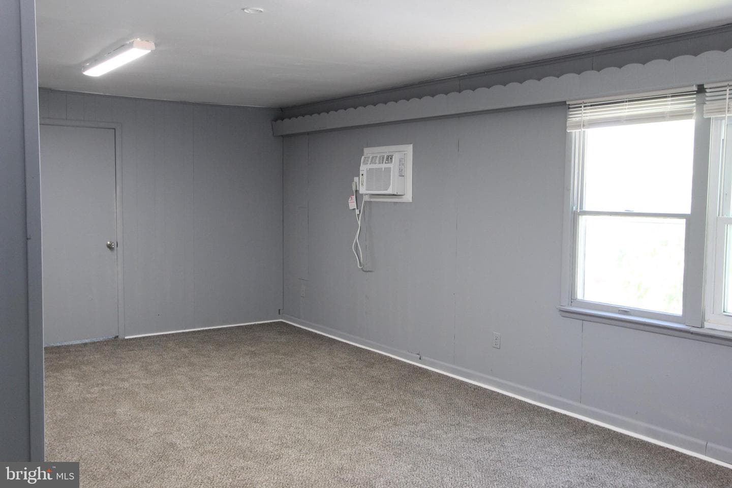 104 Lincoln Avenue photo 32