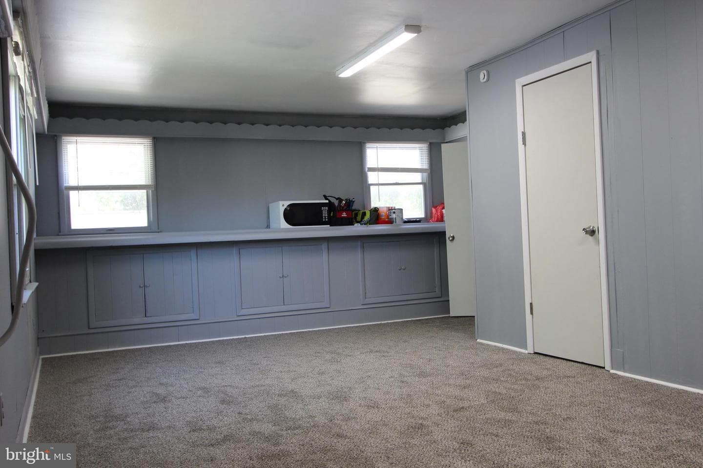 104 Lincoln Avenue photo 33