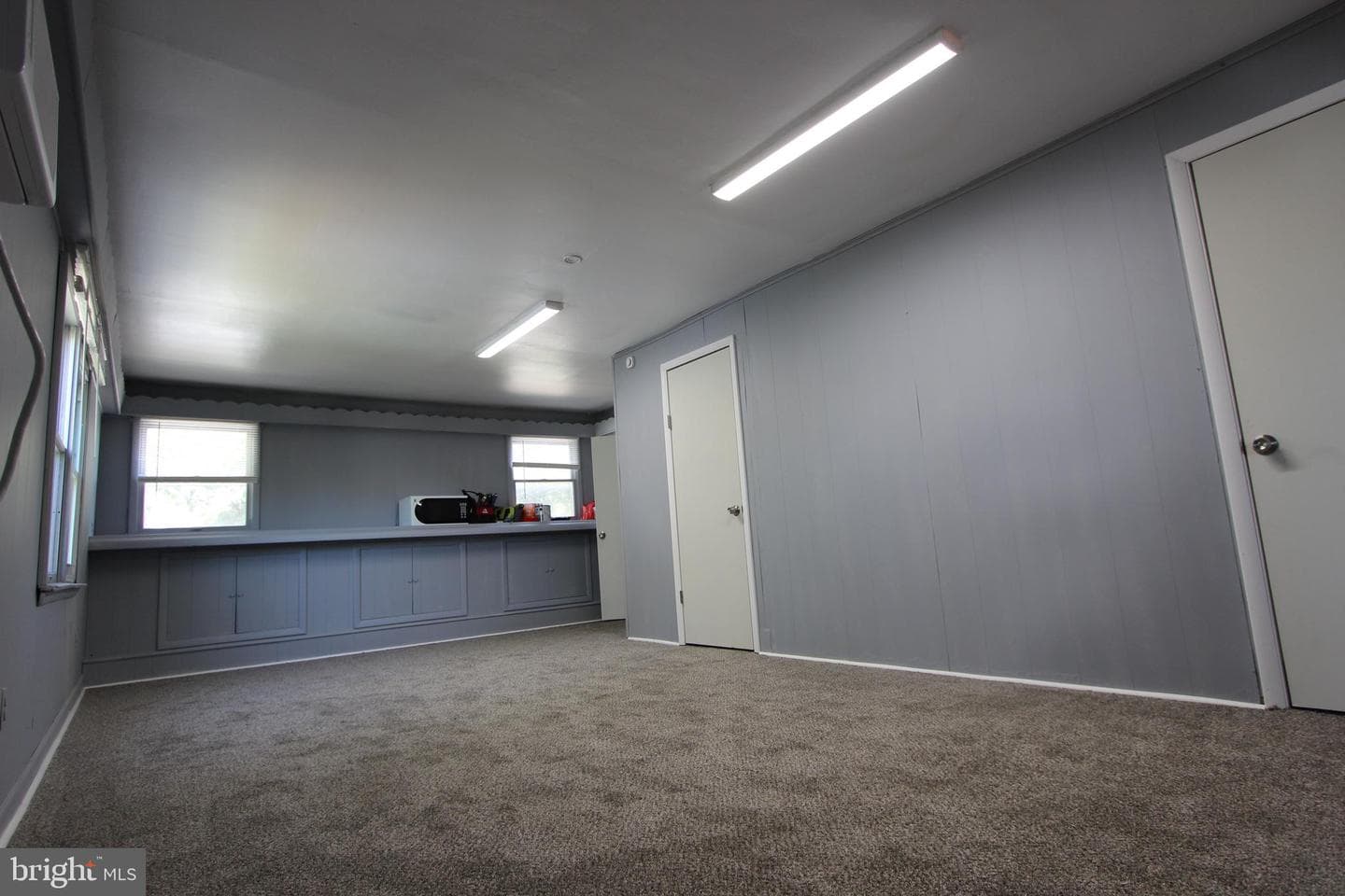 104 Lincoln Avenue photo 35