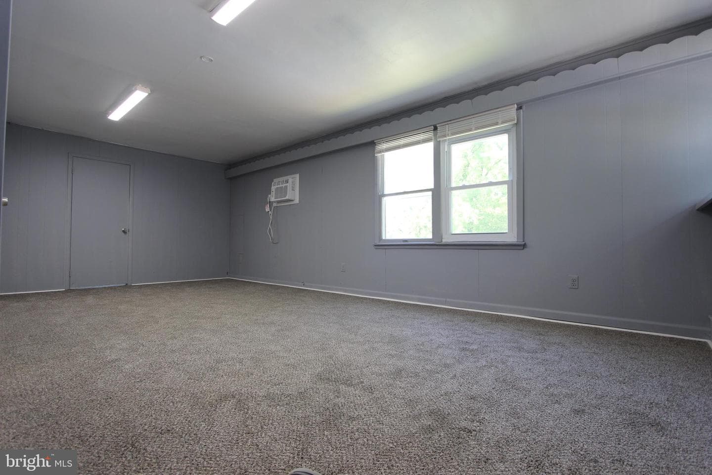104 Lincoln Avenue photo 36