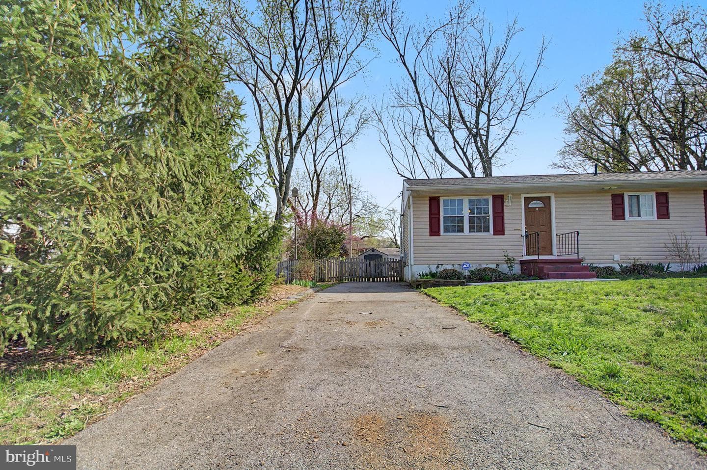 99 Summerfield Drive photo 4