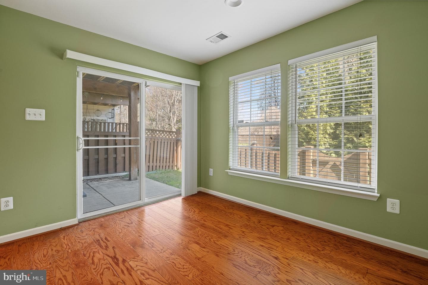 70 Two Rivers Drive photo 23