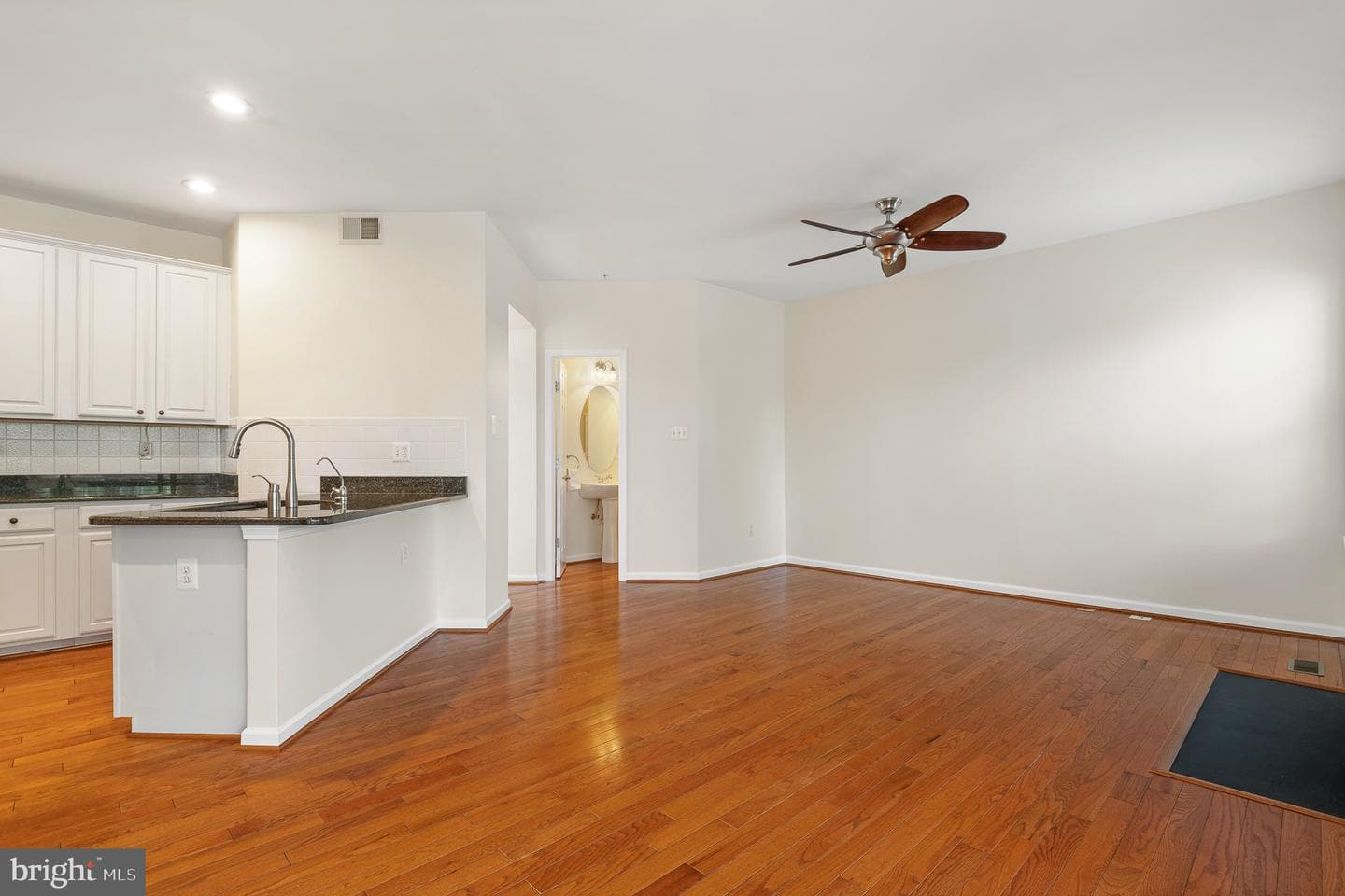 70 Two Rivers Drive photo 34