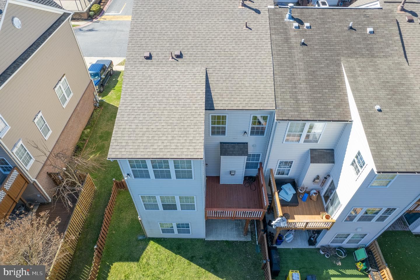70 Two Rivers Drive photo 8