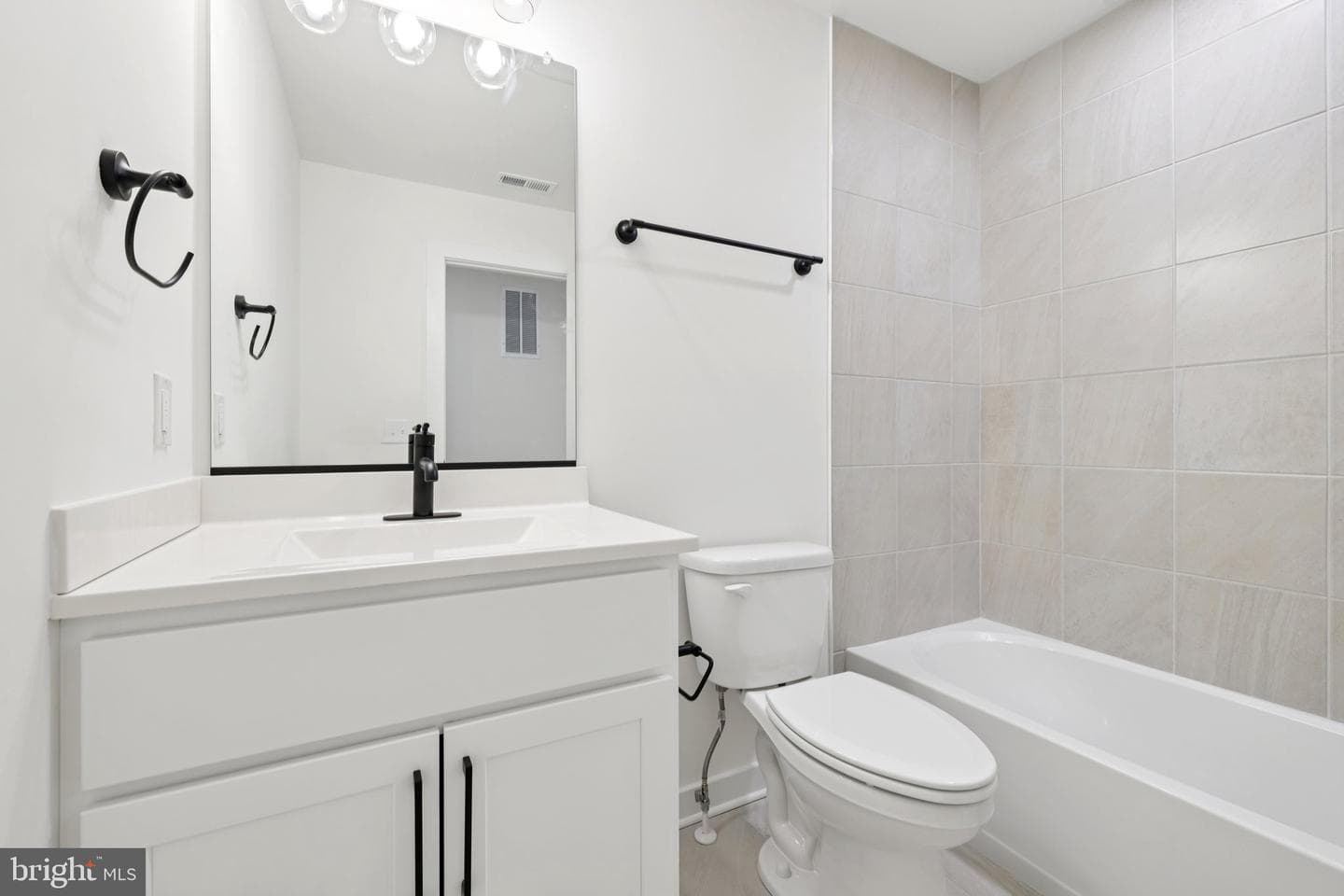 326 Thelma Avenue photo 27