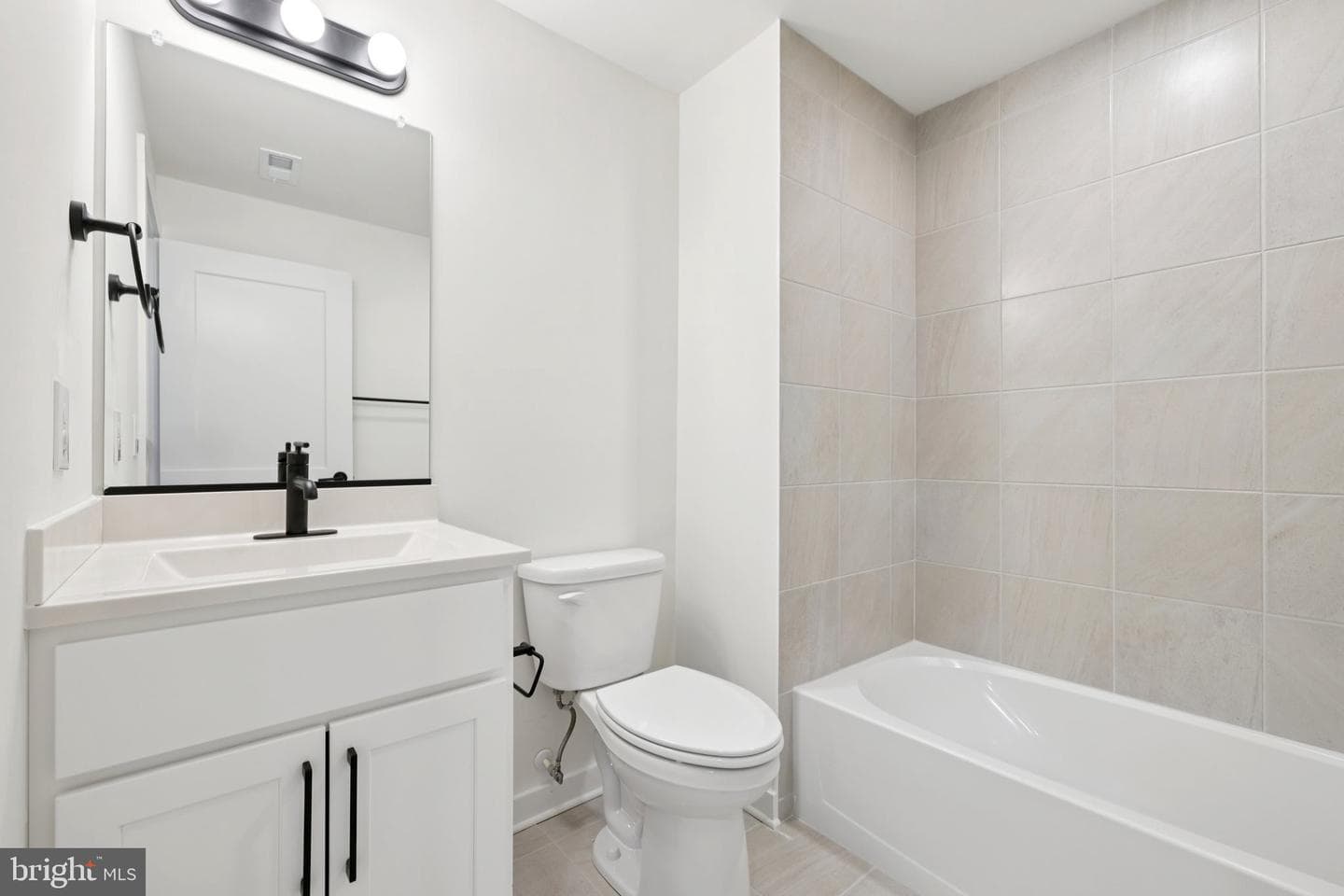 326 Thelma Avenue photo 37