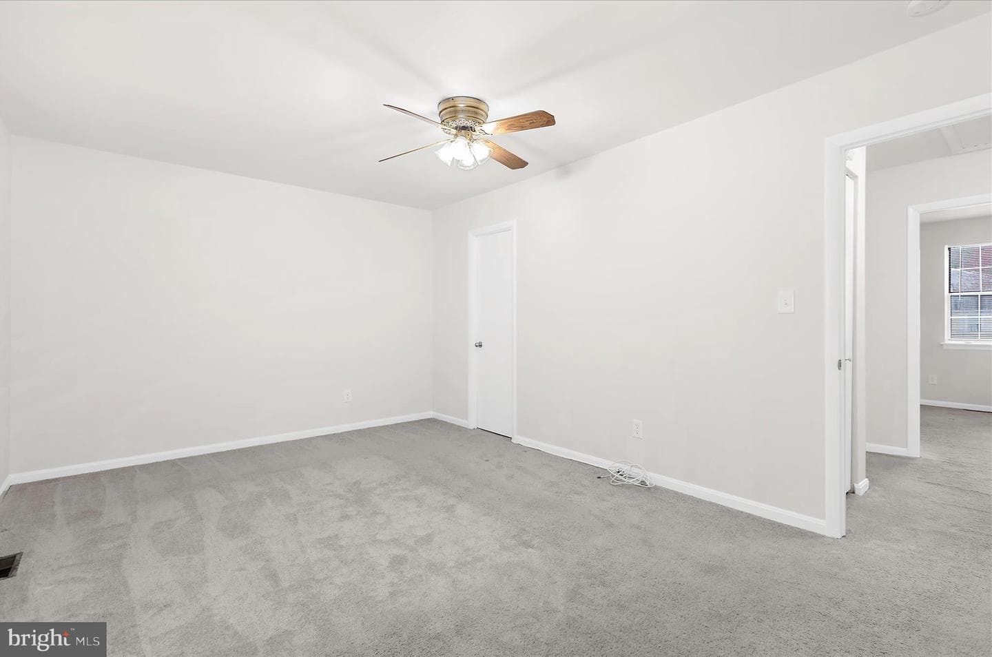 554 Melissa Court photo 24