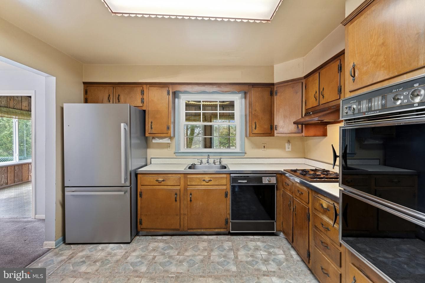 203 Sweetser Road photo 13