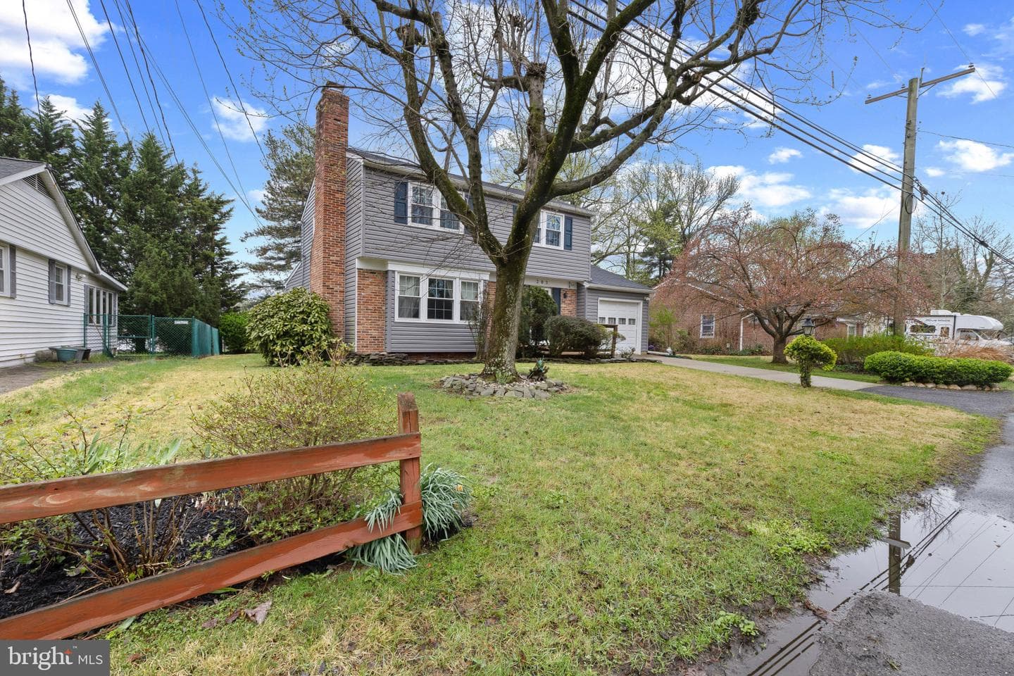 203 Sweetser Road photo 2