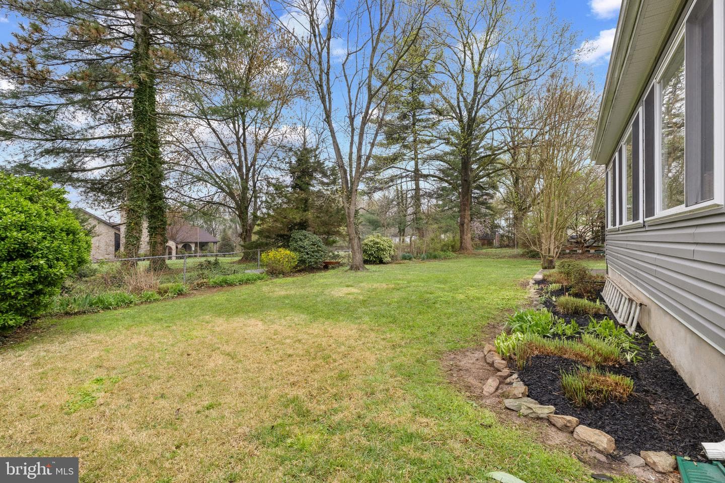 203 Sweetser Road photo 28