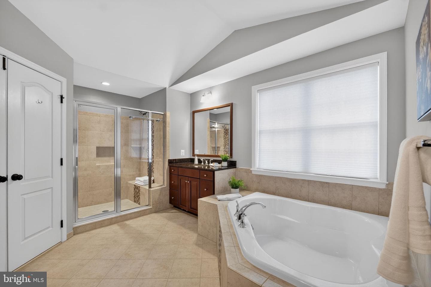 8241 Saint Francis Drive photo 31