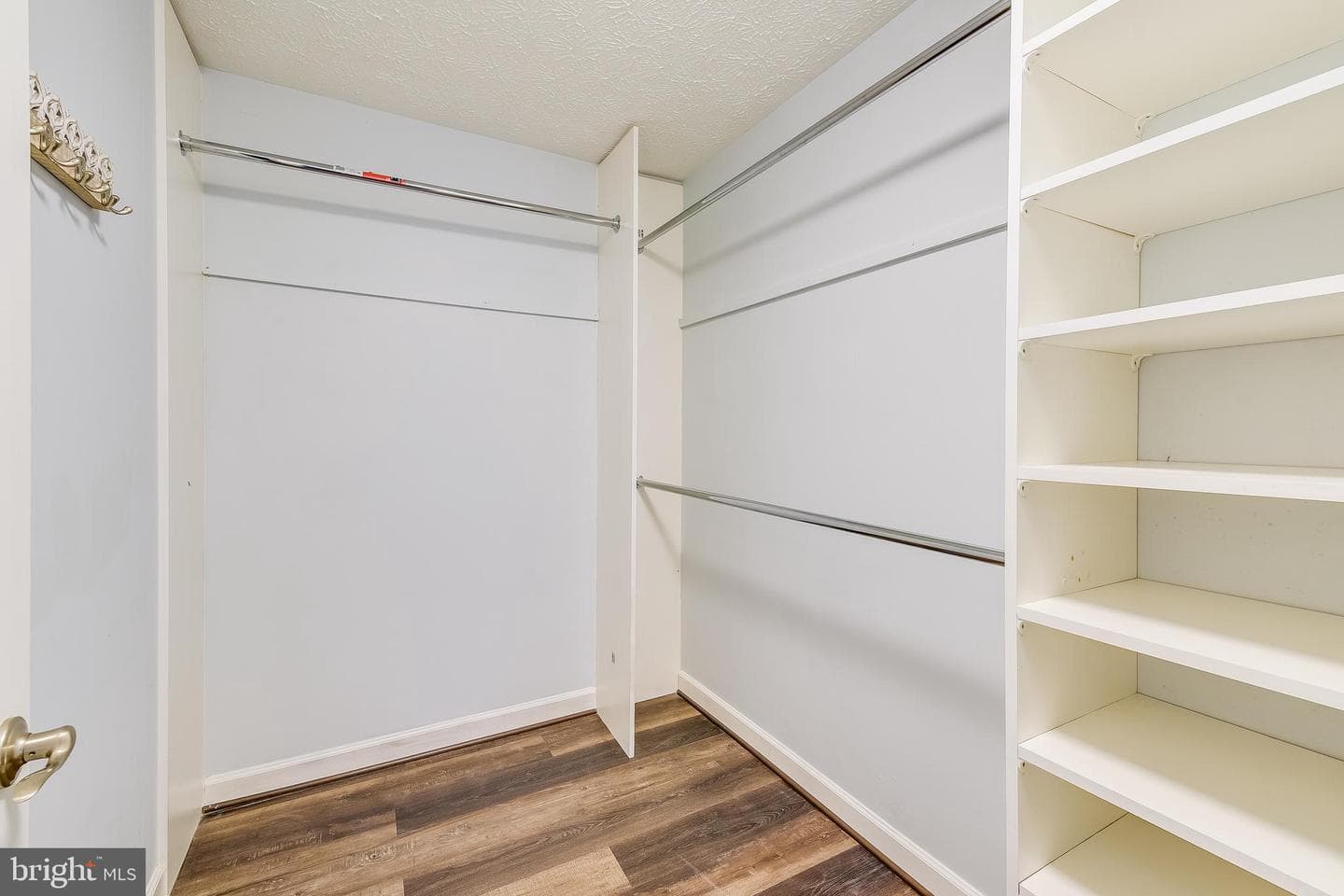 623 Admiral Drive #304 photo 15