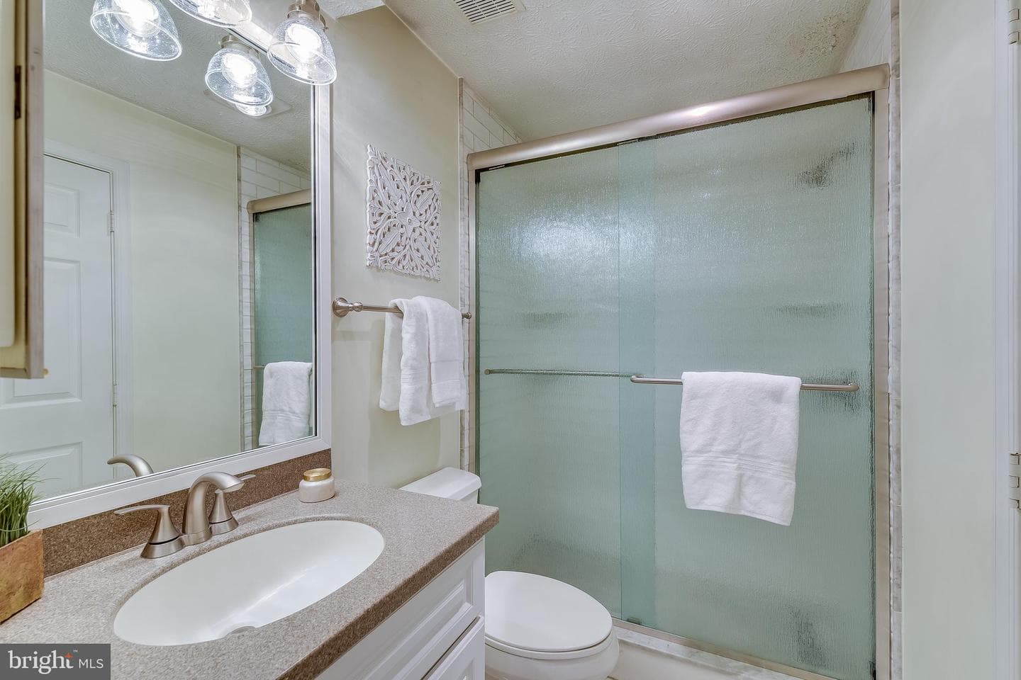 623 Admiral Drive #304 photo 21