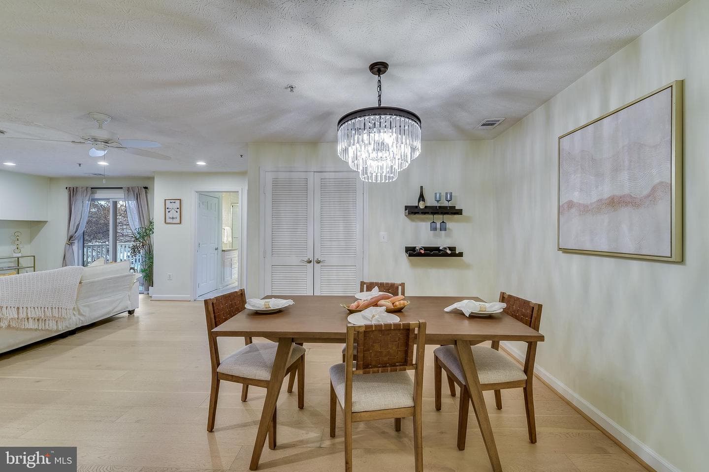 623 Admiral Drive #304 photo 6