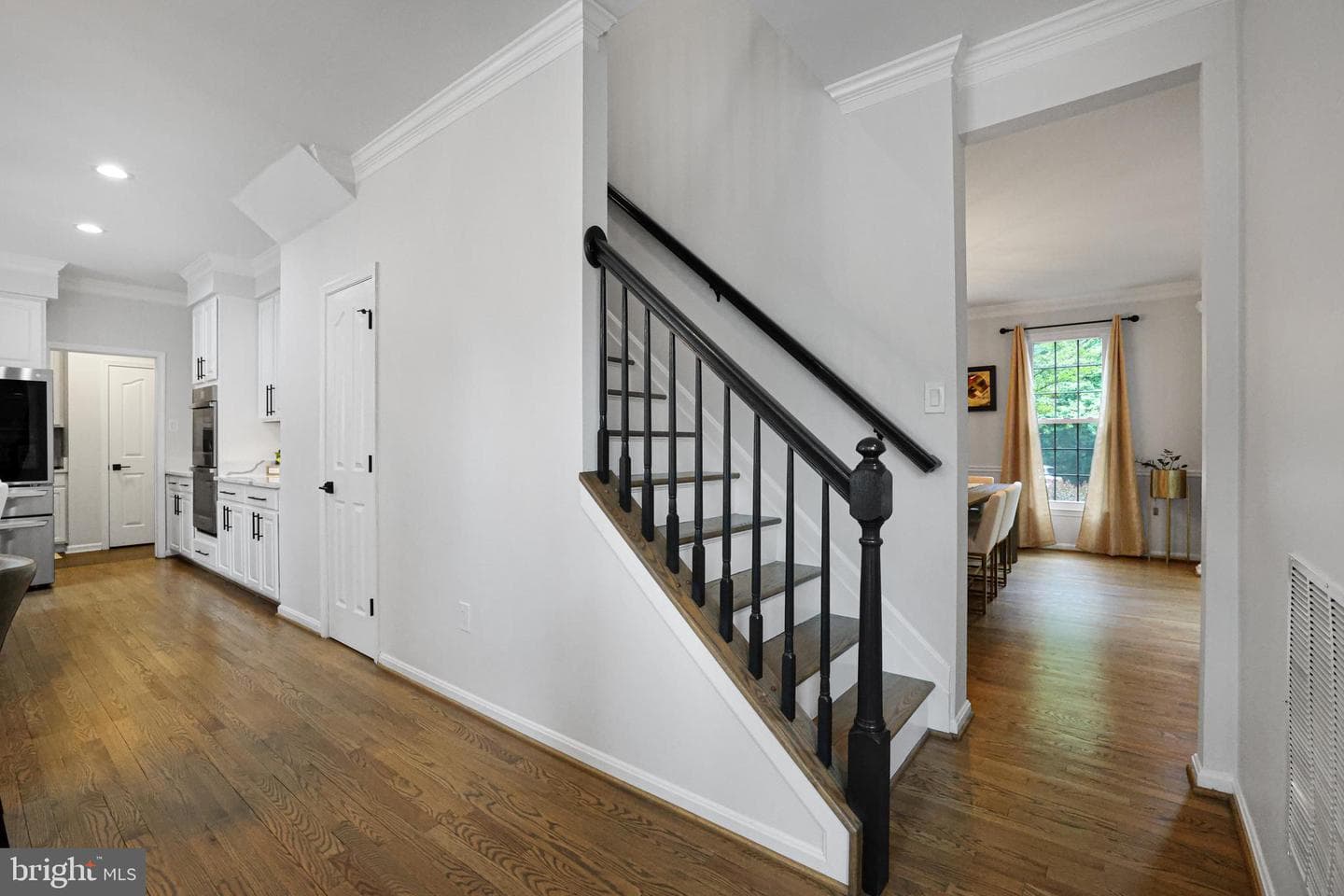 1514 Benvenue Court photo 18